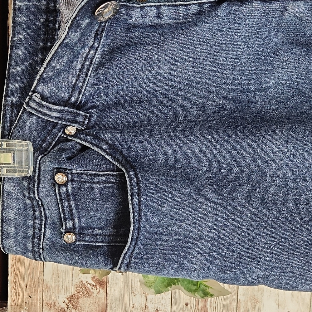 Dkin, Women's blue denim jeans, clear stones, silver embroidery on back pockets. - Picture 6 of 12